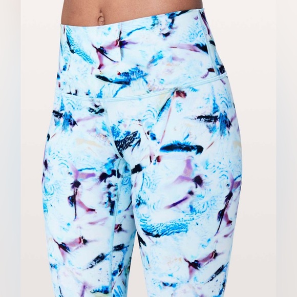 Lululemon Wunder Under Hi-Rise 7/8 Tight - Picture 4 of 6